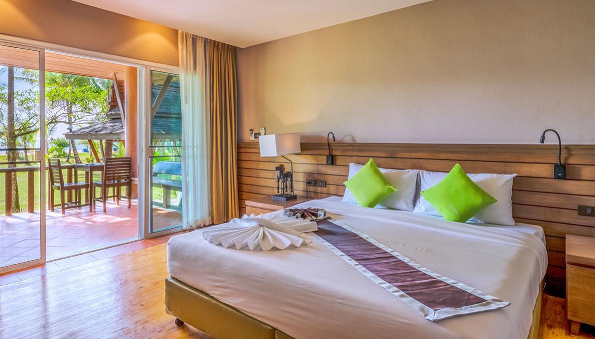 https://www.cnkhokhaobeachresort.asiawebhosting-10.com/images/accommodation/7/cnk_khokhao_WZB_6573.jpg